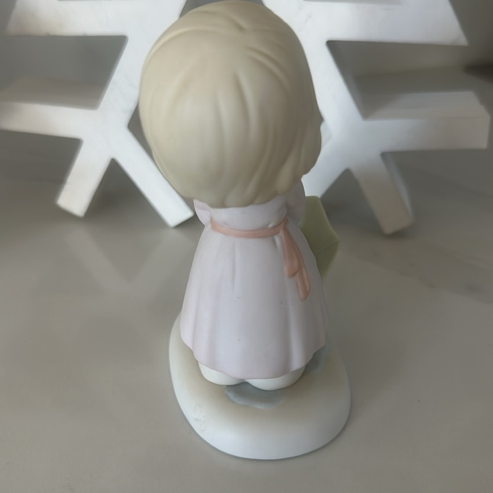 5 - Picture 2 of 5